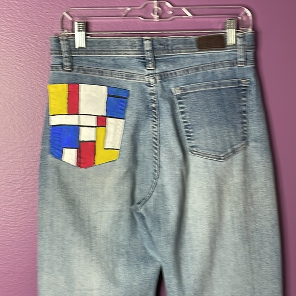 Lee Custom Painted Classic Fit Jeans - Picture 2 of 8